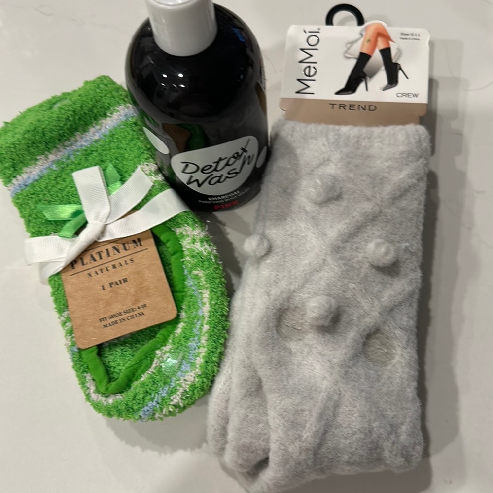NWT Bundle - Crew Socks, Knit Slippers & VS Pink Body Wash